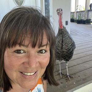 Meet your Posher, Charmaine